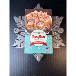 Nordic Ware Snowflake Pull-Apart Cast Aluminum NWT U.S.A.